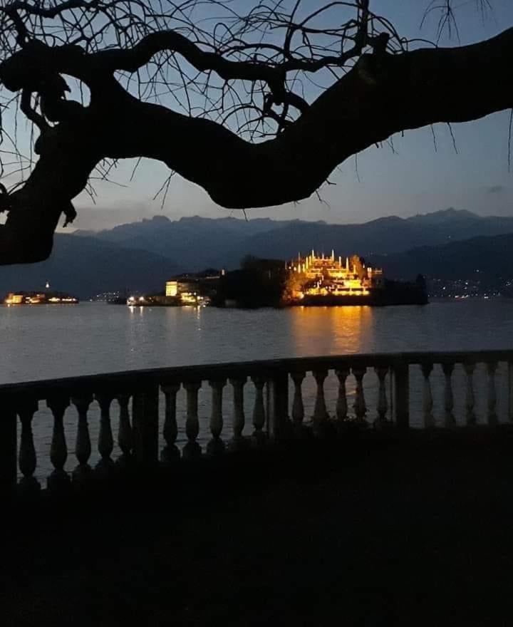 Little Suite Near Lake Verbania Exterior photo