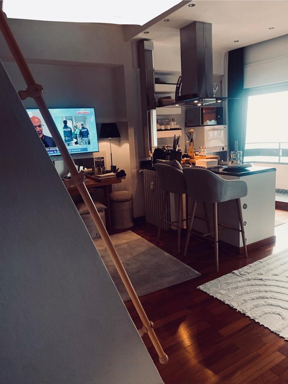 Little Suite Near Lake Verbania Exterior photo